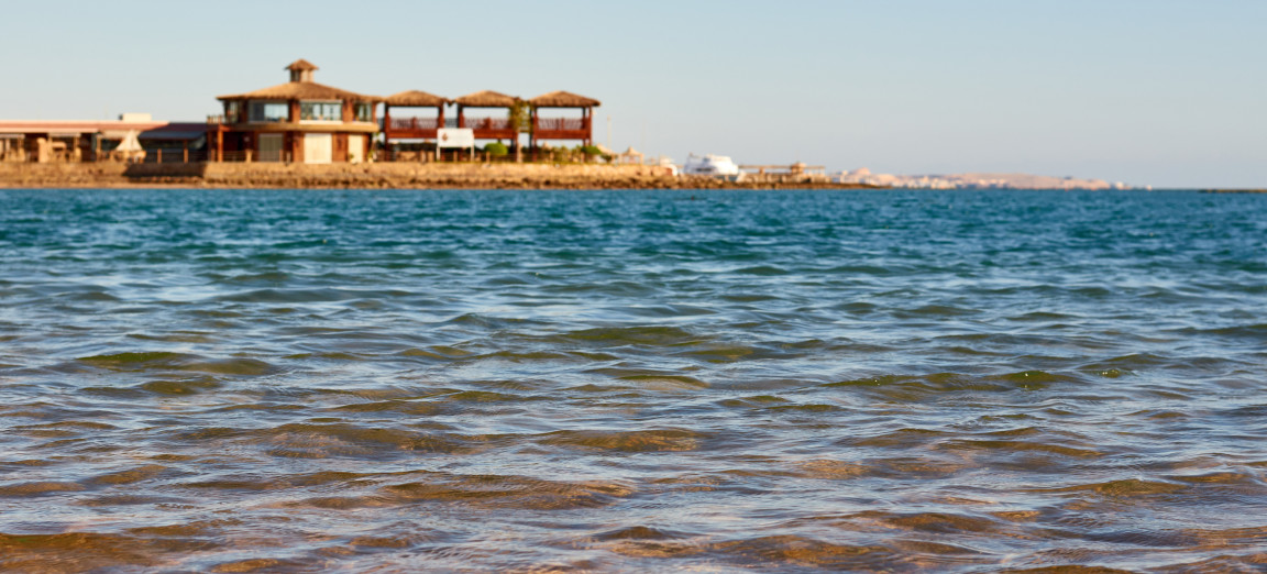 Курорт Сома Бэй вид на море и пляж