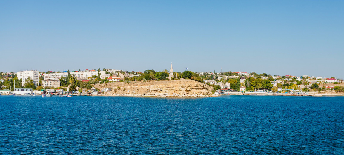Город Севастополь вид на море и город