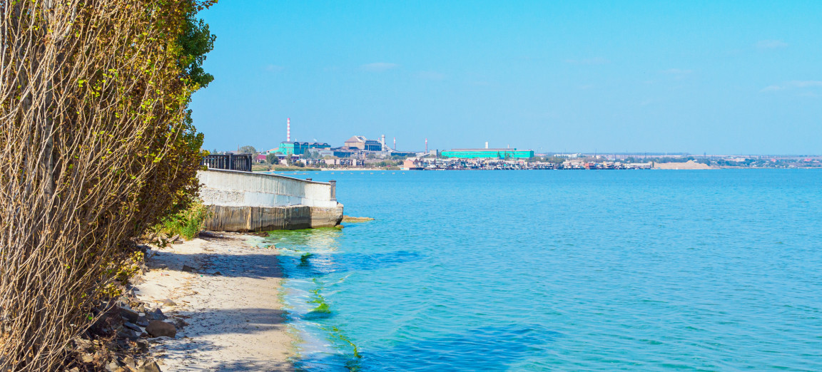 Курорт Понизовка вид на море и пляж