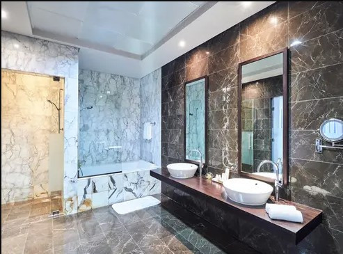 Four Bedroom Suite with Private Poo