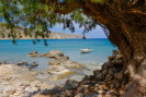 Курорт Мораитика вид на море и лодку