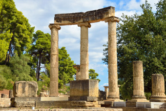 Курорт Илия вид на руины древней Олимпии