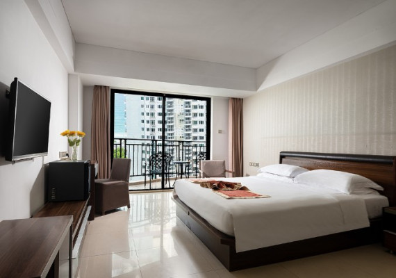 Boutique Bay Room