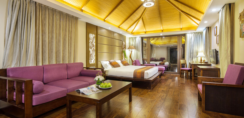 2 Bedrooms Villa