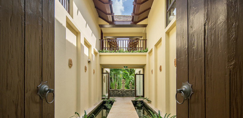2 Bedrooms Villa