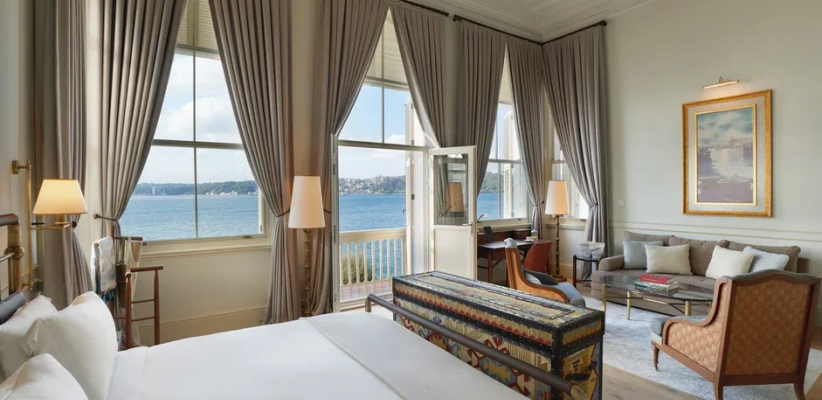 Bosphorus Junior Suite with Balcony