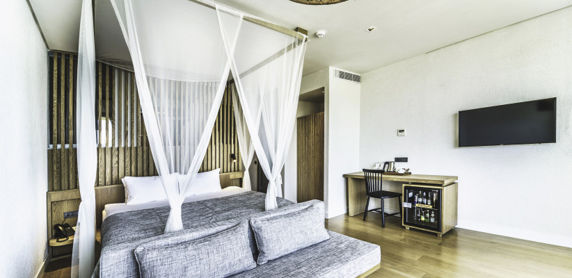 Deluxe Sea View Room