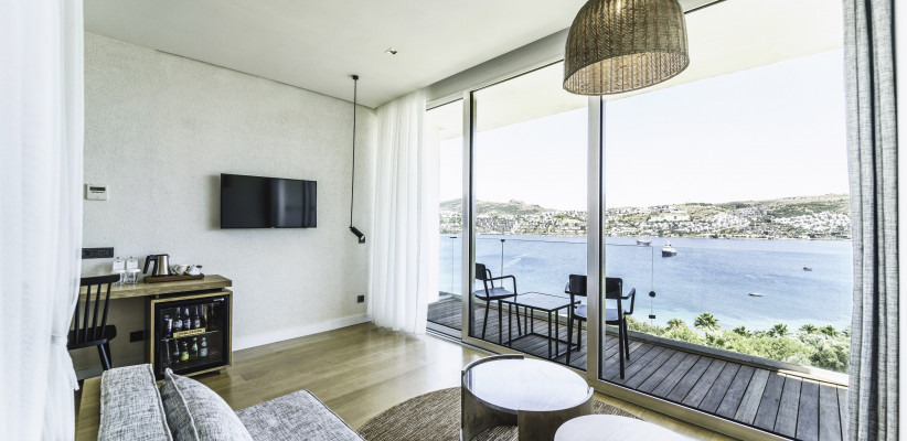 Deluxe Sea View Room