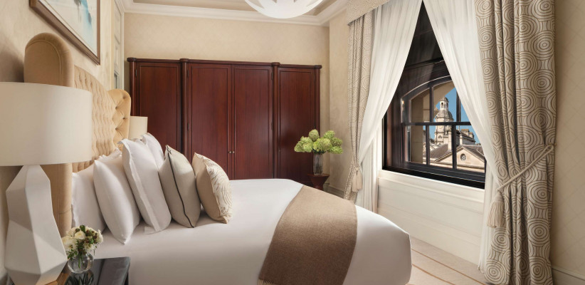 Corner Suite