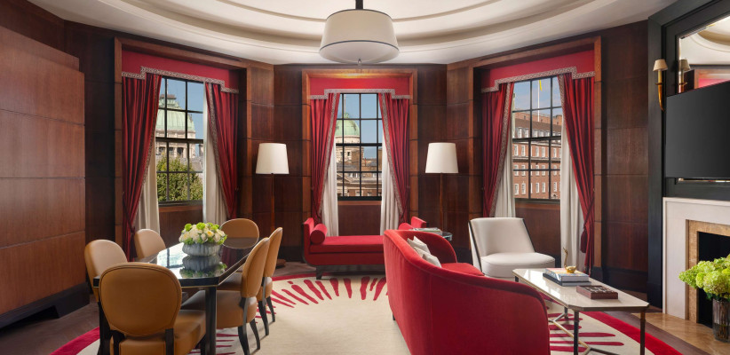 Corner Suite