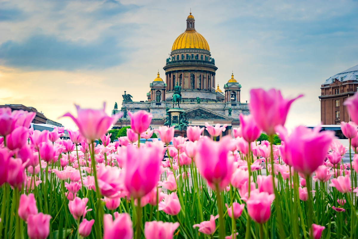 Весна в Санкт-Петербурге — очарование пробуждающегося города!