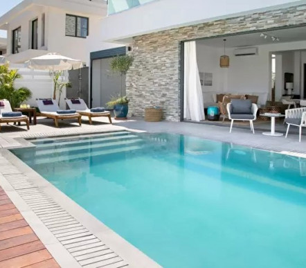 Chris Le Mare Gold Luxury Villa